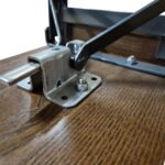 Festzelttisch-52-20-Detail-Schnäpper